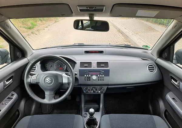 Suzuki Swift cena 13900 przebieg: 173606, rok produkcji 2008 z Swarzędz małe 781